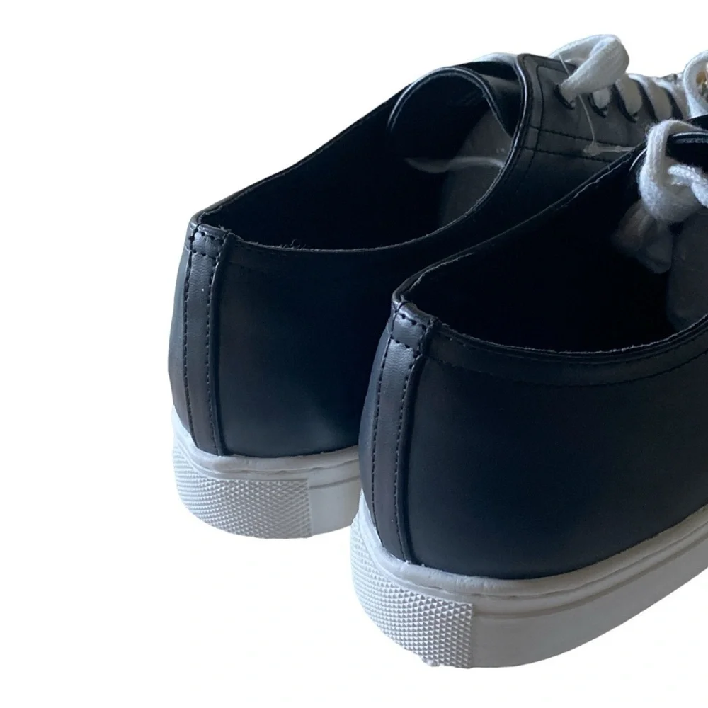 CAPE ROBBIN Faux Leather Jeweled Low Cut Sneakers Silver Cap Toe Size 11 …NWOT